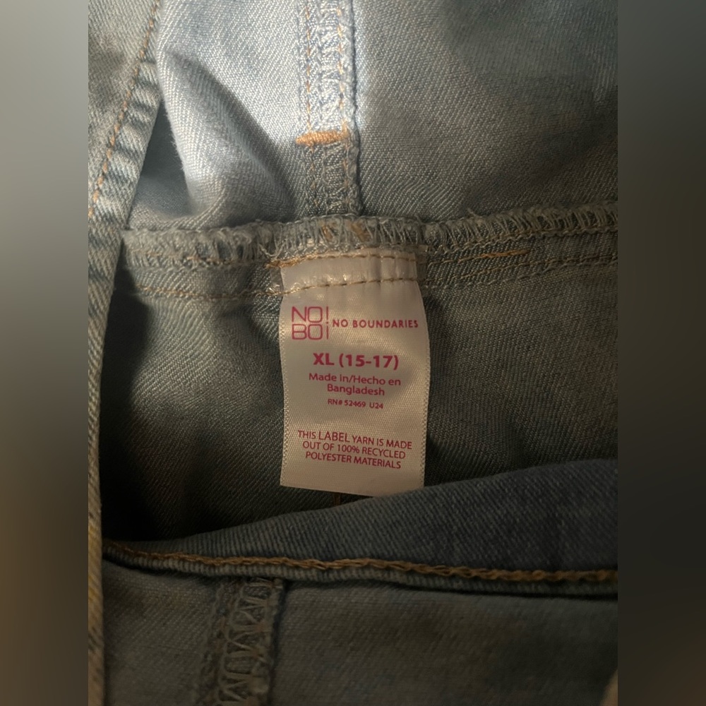💙💚2 Short Overalls💙💚 - Picture 4 of 8
